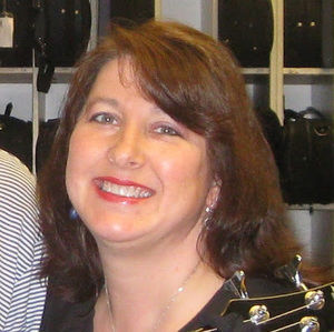 Meet your Posher, Lynn